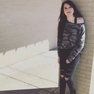 Meet your Posher, Kelsie